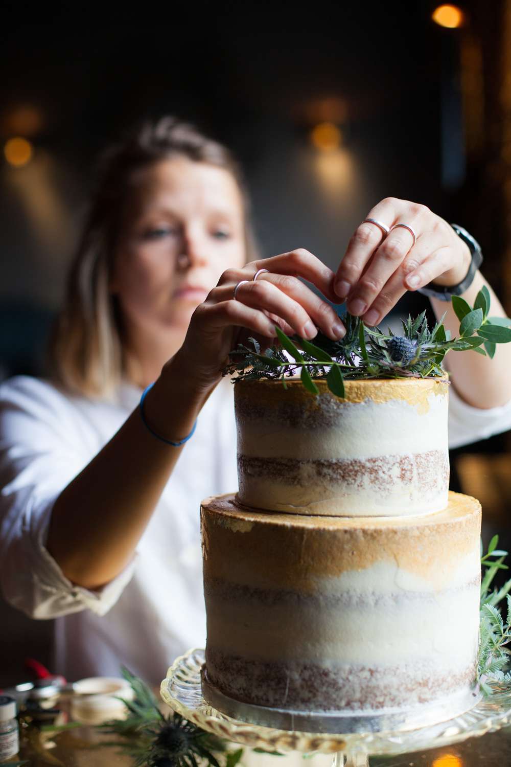behind the scenes cake decorating wedding cake maker